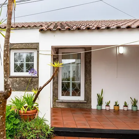 Casa Do Vento Holiday home Angra do Heroismo
